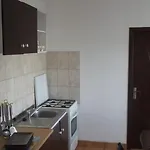 Laura * אפורי נורד